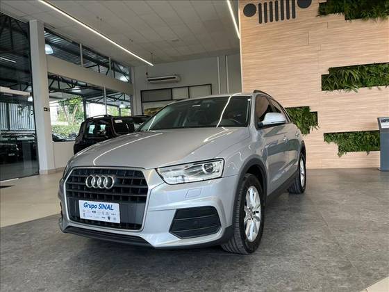 AUDI Q3 1.4 TFSI AMBIENTE FLEX 4P S TRONIC